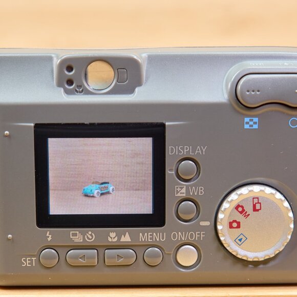 Vintage Canon Powershot A20 2.1 MP Digital Camera 3x Optical Zoom, Made in Japan - Picture 6 of 11